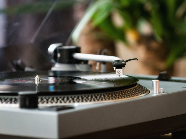 LENCO L-3810GY - Direct Drive turntable with USB - Grey