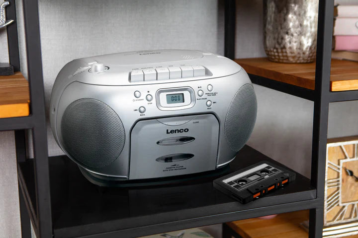 LENCO SCD-420SI - Portable FM Radio CD- Cassette player