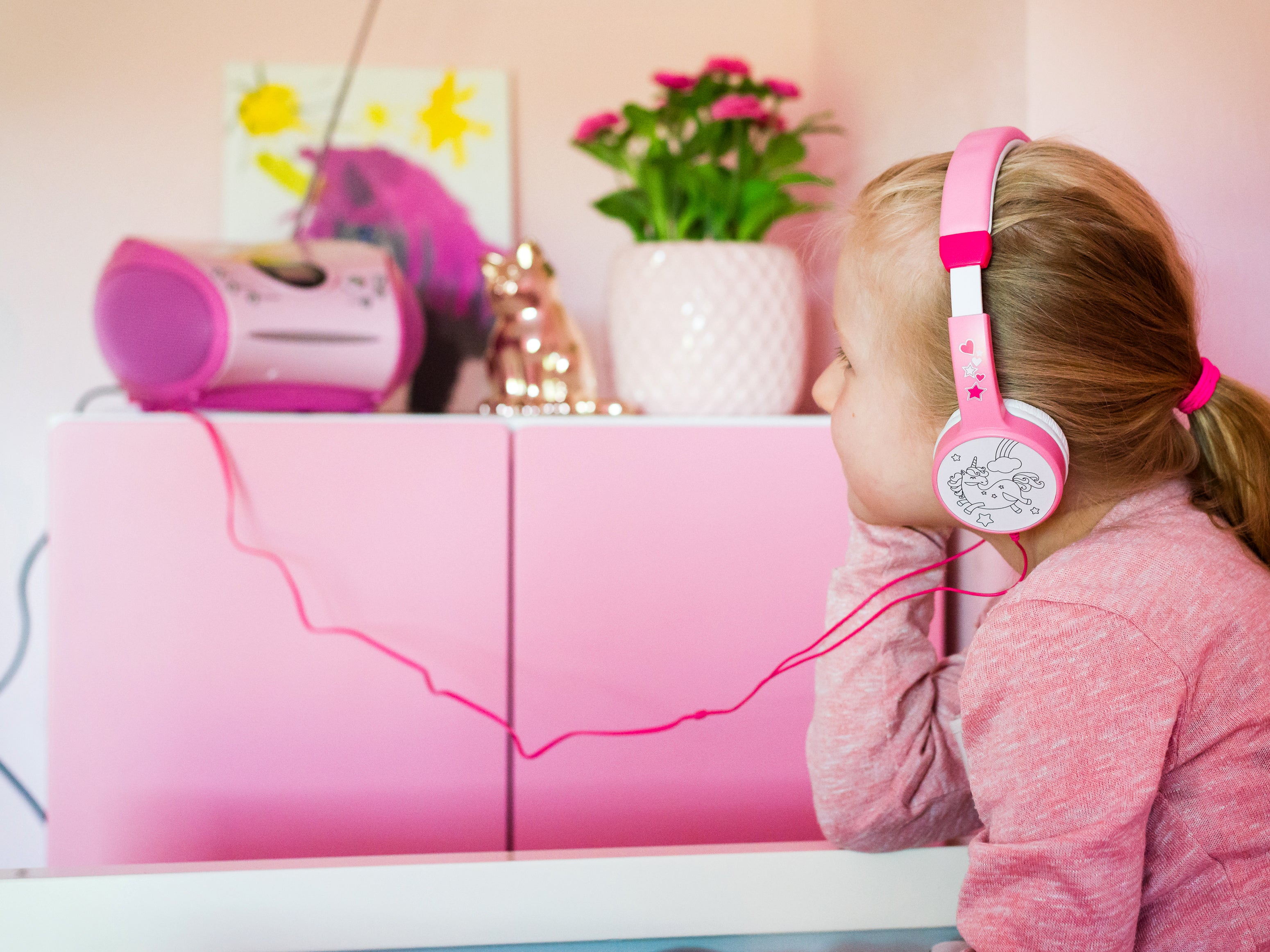 LENCO SCD-24 Pink - Portable stereo FM radio with CD player - Pink