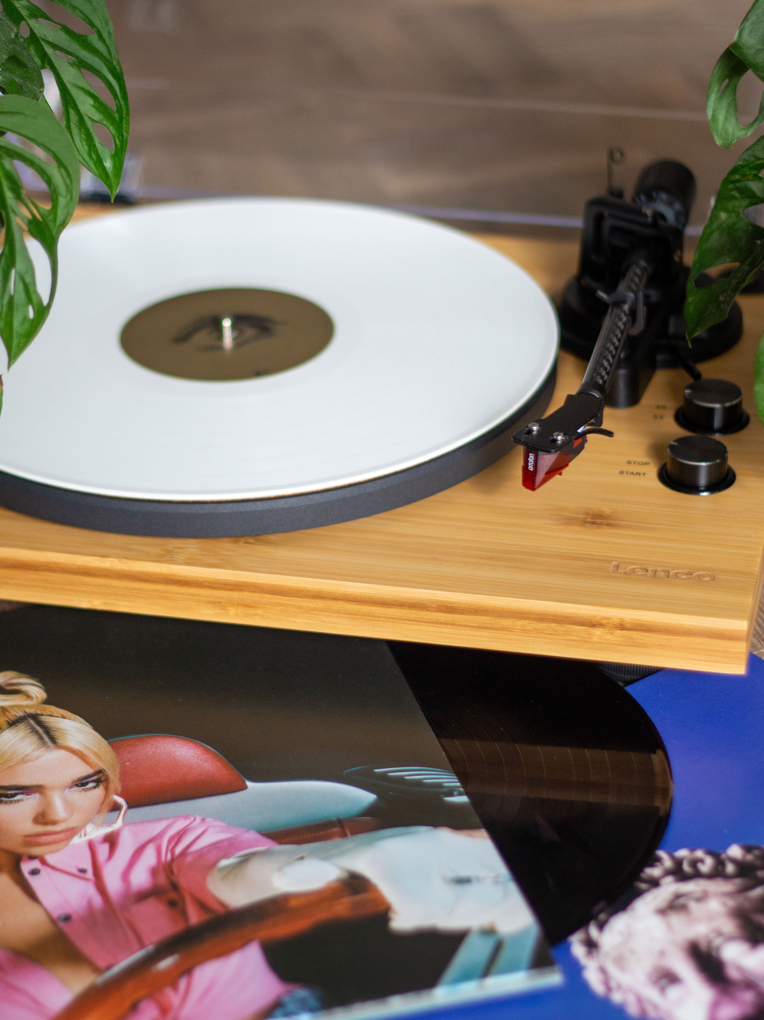 Lenco LBT-335BA - Turntable with Bluetooth® transmission, Bamboo