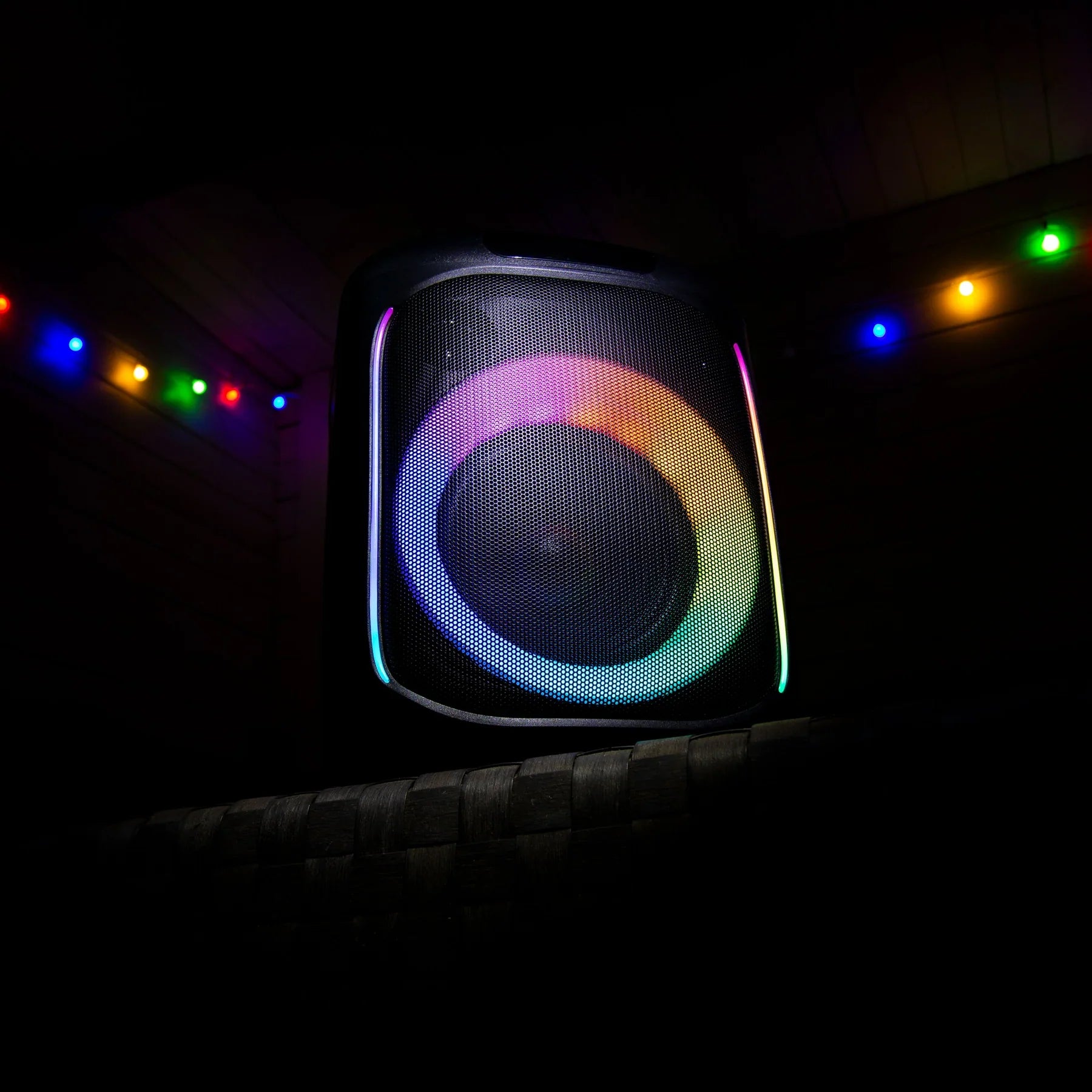 Lenco PA-100 - Party speaker with lights and wireless mic - Refurbished