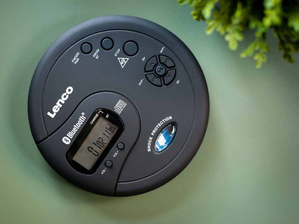 LENCO CD-300BK - Portable Bluetooth® CD-MP3 player with antishock - Black