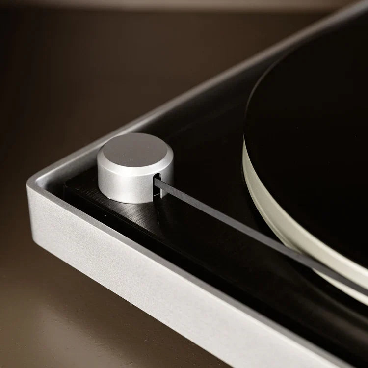 Lenco L-455BK Audiophile turntable with Ortofon 2M RED cartridge