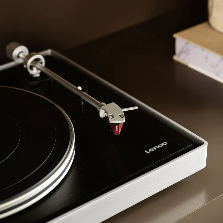 Lenco L-455BK Audiophile turntable with Ortofon 2M RED cartridge
